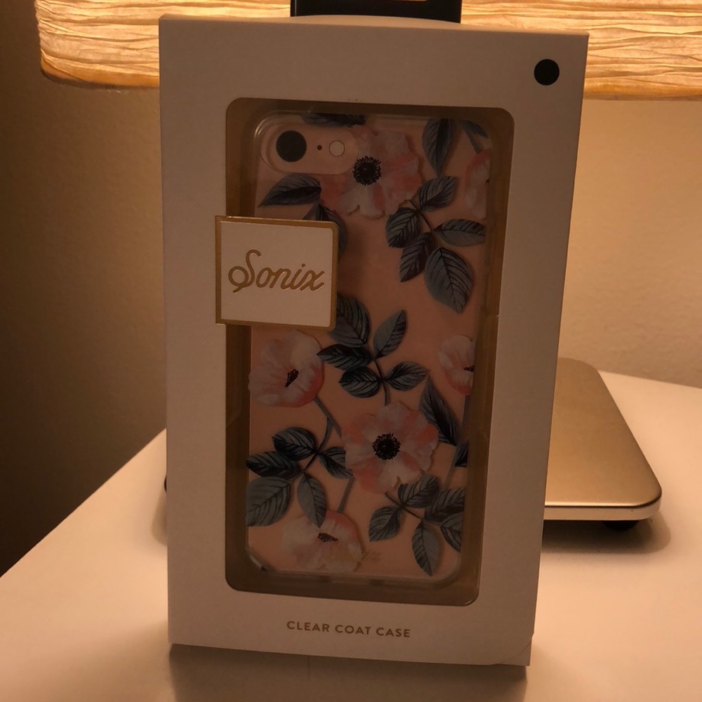 iPhone 7 clear sonix clear